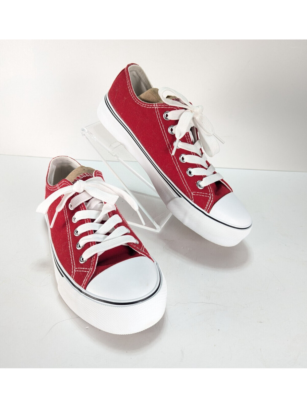 Red Canvas Sneakers Women's 7 Mens 5 Casual Shoes School Skating Park Sports